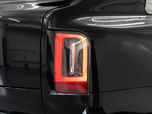 New 2026 Rolls-Royce Cullinan AWD/4WD image 20