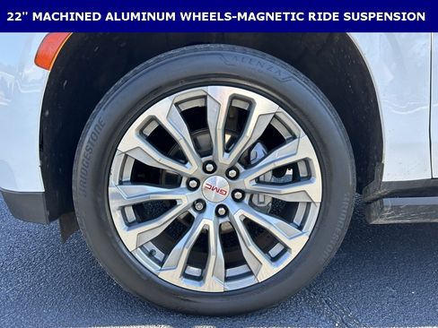 Used 2021 GMC Yukon Denali image 12