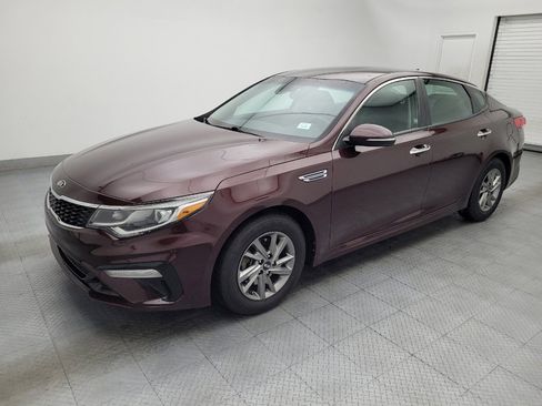Used 2019 Kia Optima LX FWD image 2