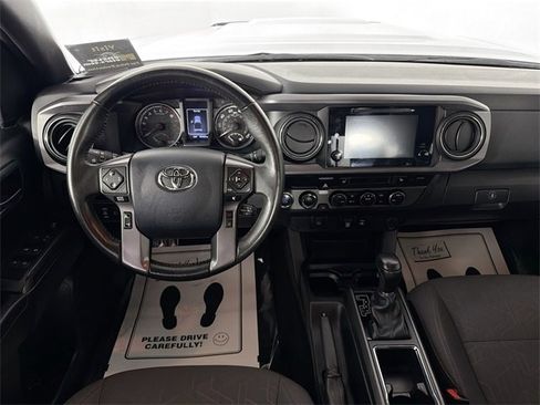 Used 2019 Toyota Tacoma TRD Sport image 20