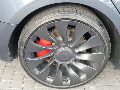 Used 2023 Tesla Model 3 Performance image 23