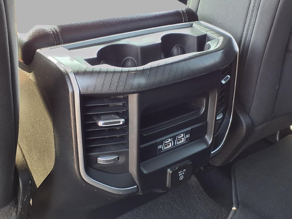 Used 2025 RAM 1500 Big Horn AWD/4WD image 18