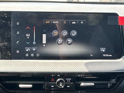 New 2026 Nissan Kicks SR w/ SR Premium Package FWD image 24