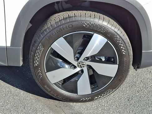 Certified 2024 Volkswagen Taos S image 9