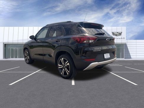 Used 2023 Chevrolet TrailBlazer LT FWD image 6
