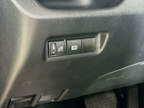 Used 2024 Toyota RAV4 LE FWD image 10