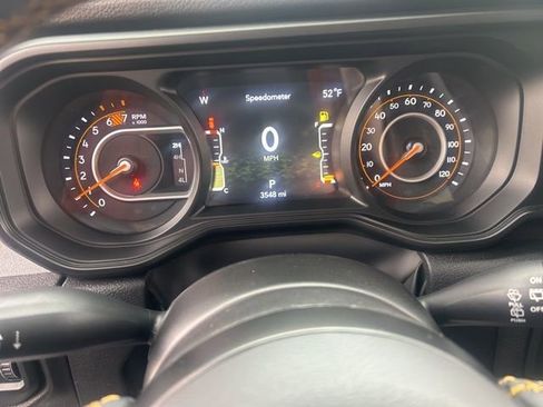 Used 2024 Jeep Wrangler Sport S image 14