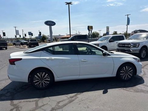 Used 2026 Nissan Altima 2.5 SV FWD image 5