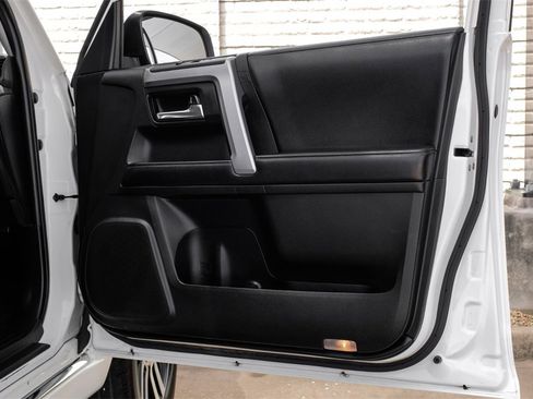 Used 2019 Toyota 4Runner Limited image 46