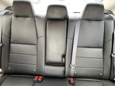 Used 2024 Nissan Sentra SR w/ SR Premium Package FWD image 27