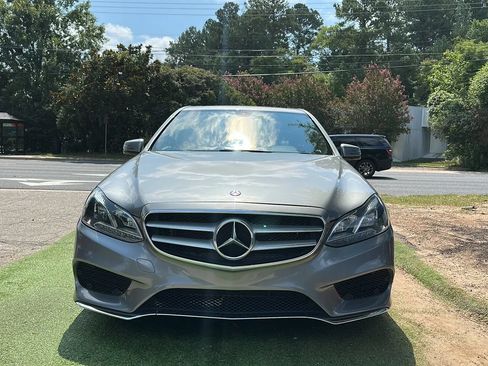 Used 2015 Mercedes-Benz E 350 4MATIC Sedan image 2