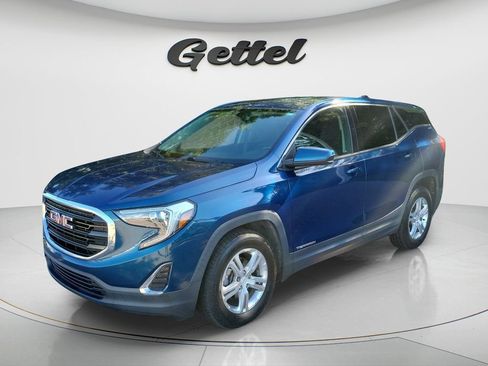 Used 2020 GMC Terrain SLE FWD image 1