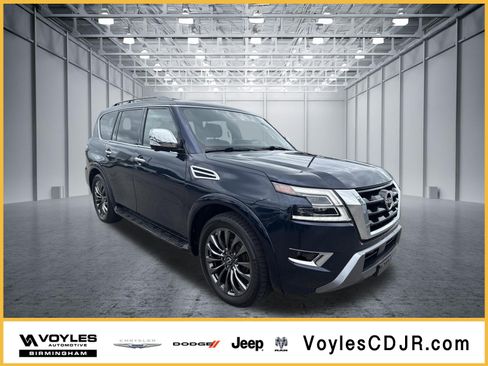 Used 2023 Nissan Armada Platinum w/ Captain's Chairs Package AWD/4WD image 1