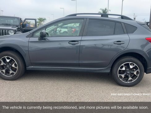 Used 2020 Subaru Crosstrek 2.0i Premium w/ Moonroof Package 1 AWD/4WD image 9