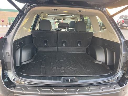 Used 2022 Subaru Forester Premium w/ Popular Package #1 image 32