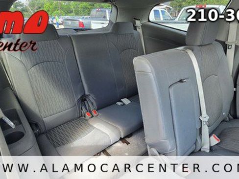 Used 2017 Chevrolet Traverse LS FWD image 21