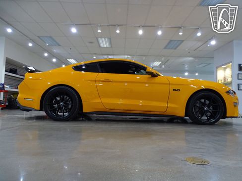 Used 2019 Ford Mustang GT Premium w/ Black Accent Package image 19