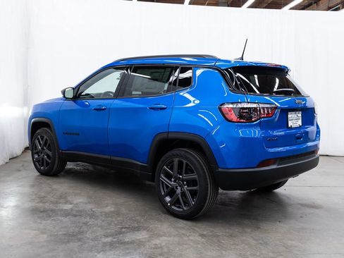 New 2026 Jeep Compass Latitude AWD/4WD image 4