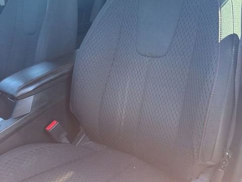 Used 2015 Chevrolet Equinox LS image 18