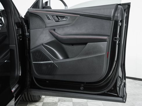 Used 2024 Audi RS Q8 image 68