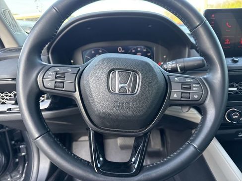 Used 2023 Honda Accord EX-L image 17