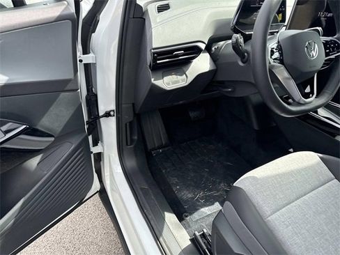 New 2025 Volkswagen ID.4 Pro image 13