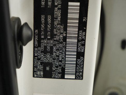 Used 2017 Toyota 4Runner Limited image 28