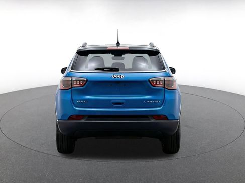 Used 2025 Jeep Compass Limited AWD/4WD image 8