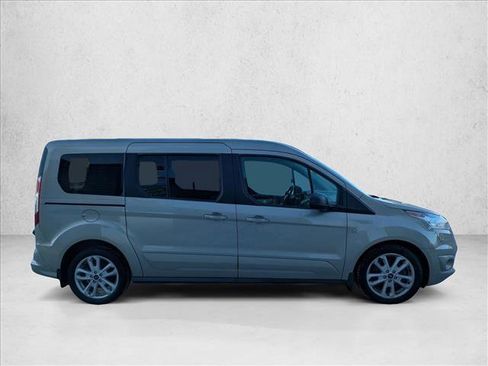 Used 2016 Ford Transit Connect XLT image 4