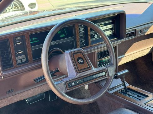 Used 1989 Cadillac Eldorado Coupe image 22