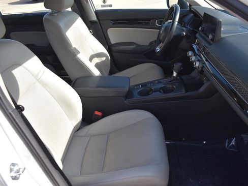 Used 2024 Honda Civic EX-L image 15