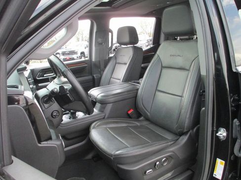 Used 2025 GMC Sierra 1500 Denali w/ Denali Reserve Package image 22