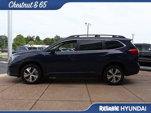 Used 2025 Subaru Ascent Premium AWD/4WD image 3