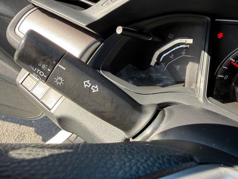 Used 2016 Honda Civic LX image 25