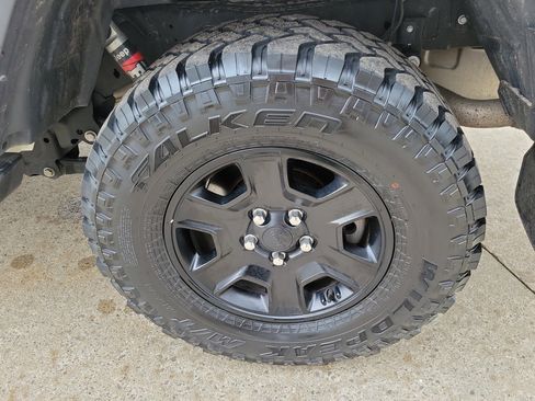 Used 2022 Jeep Gladiator Rubicon w/ LED Lighting Group image 5