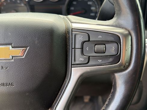 Used 2019 Chevrolet Silverado 1500 LT w/ Texas Edition AWD/4WD image 26