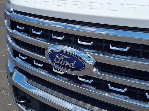 Used 2024 Ford F250 Lariat w/ Lariat Ultimate Package AWD/4WD image 30