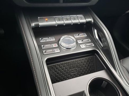 New 2026 Lincoln Nautilus Premier image 20