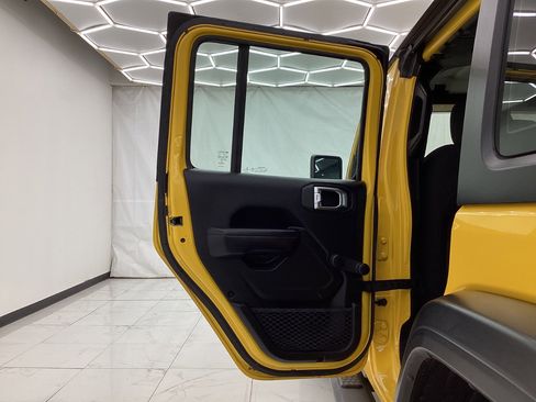 Used 2018 Jeep Wrangler Unlimited Sport image 24