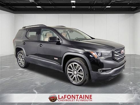 Certified 2018 GMC Acadia SLT image 2