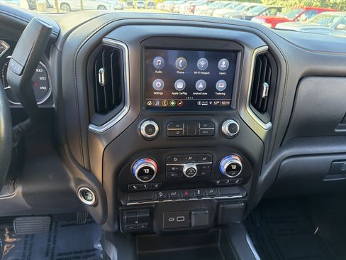 Used 2022 GMC Sierra 2500 AT4 image 18