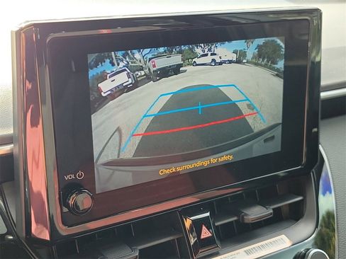 Used 2024 Toyota Corolla SE image 25