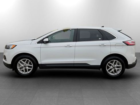 Used 2024 Ford Edge SEL image 10