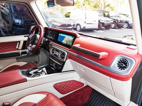 Used 2019 Mercedes-Benz G 63 AMG 4MATIC image 27