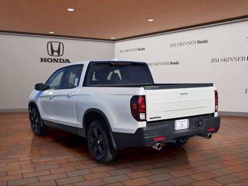 Certified 2026 Honda Ridgeline Black Edition image 13