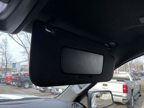 Used 2023 GMC Sierra 1500 AT4 w/ Technology Package image 32