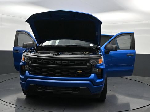 Used 2022 Chevrolet Silverado 1500 Custom RWD image 32