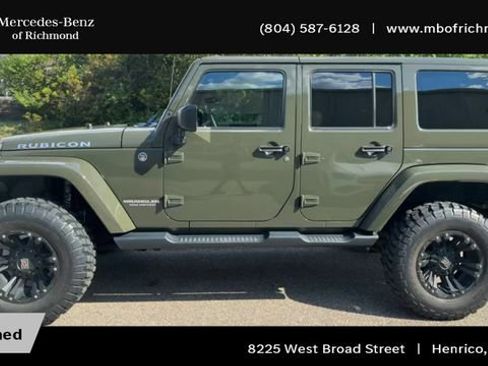 Used 2015 Jeep Wrangler Unlimited Rubicon w/ Connectivity Group image 7
