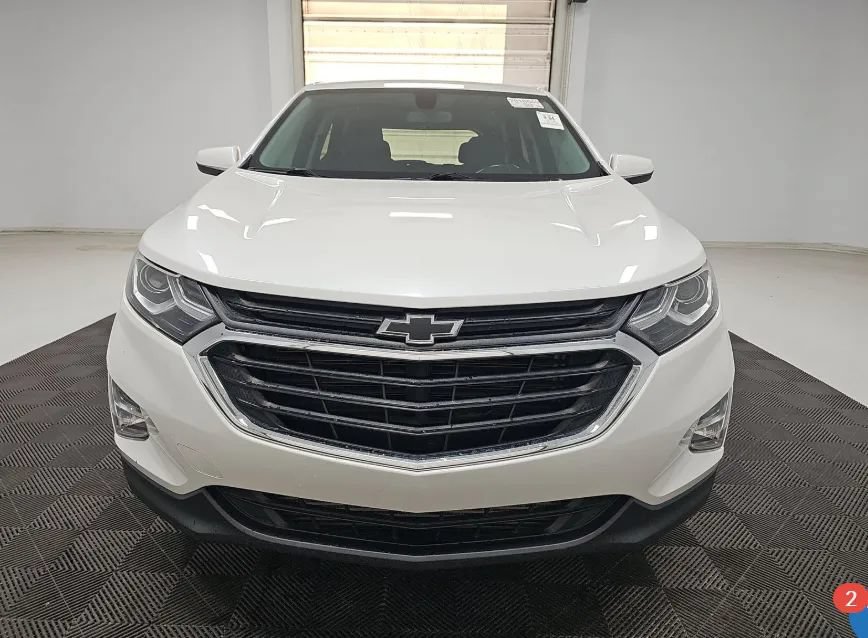 Used 2018 Chevrolet Equinox LT FWD image 3