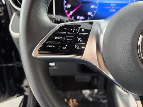 Certified 2025 Mercedes-Benz GLC 300 image 18
